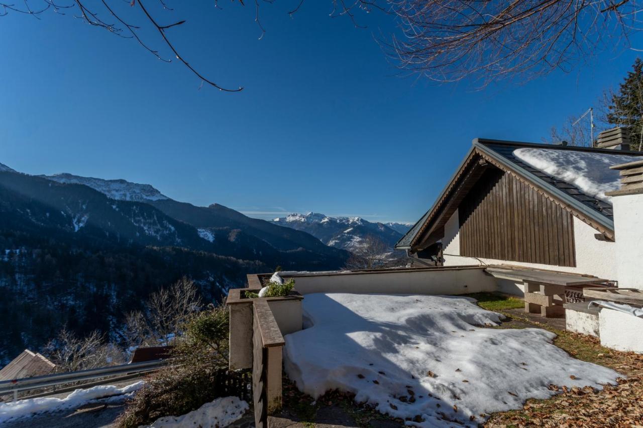 Villa Panoramic House Carnia - Mountain View Apt With Parking And Terraces Ligosullo Exterior foto