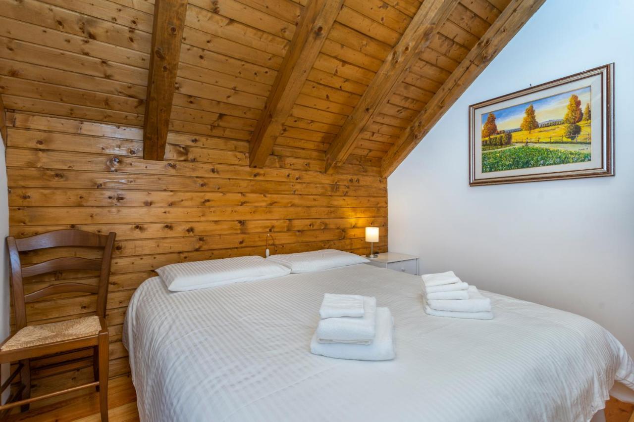 Villa Panoramic House Carnia - Mountain View Apt With Parking And Terraces Ligosullo Exterior foto